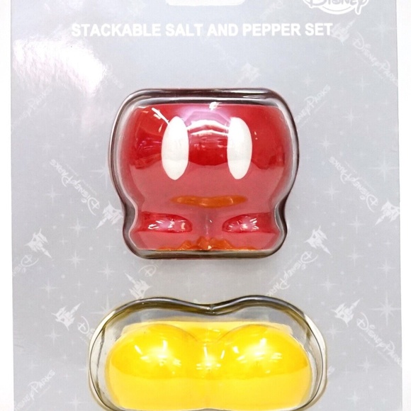 Amazon.com: Best Brands Disney Salt and Pepper Shakers Set  Disney Parks Mickey Mouse Stackable Salt & Pepper Shaker Set